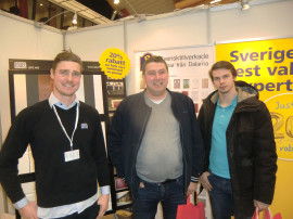 Anders Lif på Garageportexperten, fick besök av Carl Helsing och Christian Åhlund från Sandarne