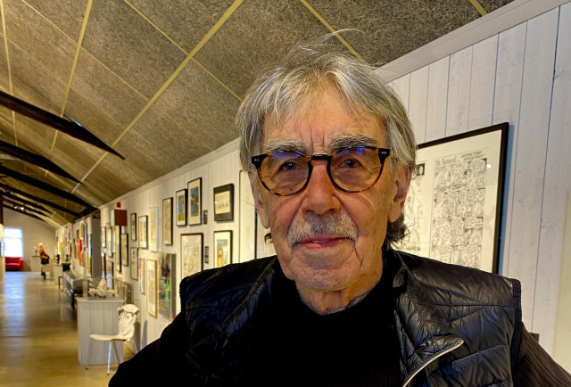 SvenskPress - den oberoende nyhetsbyrån - Lasse Åberg – med pennan, humorn  och nyfikenheten som drivkraft