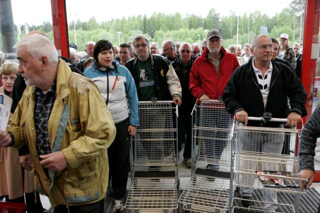 Stort tryck under invigningen