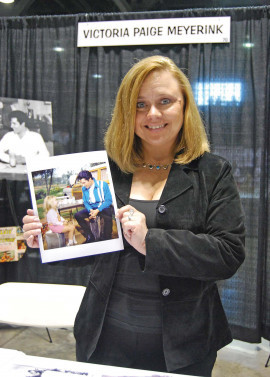 Victoria Paige Meyerink berättade om sina Elvis-minnen från filmen Speedway.