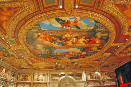 Takmålning inne i Venetian.