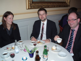 Malin Gustafsson och William Eriksson, Fastighetssnabben, tillsammans med Ola Christoferson, Rex Revision (Foto Torbjörn Edlund)
