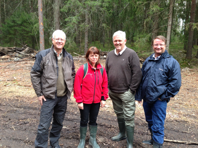 Fr v Per-Olov Jemth, Birgitta Gunnarsson, Anders W Jonsson och Lars Beckman